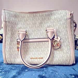 Michael Kors carine medium logo satchel